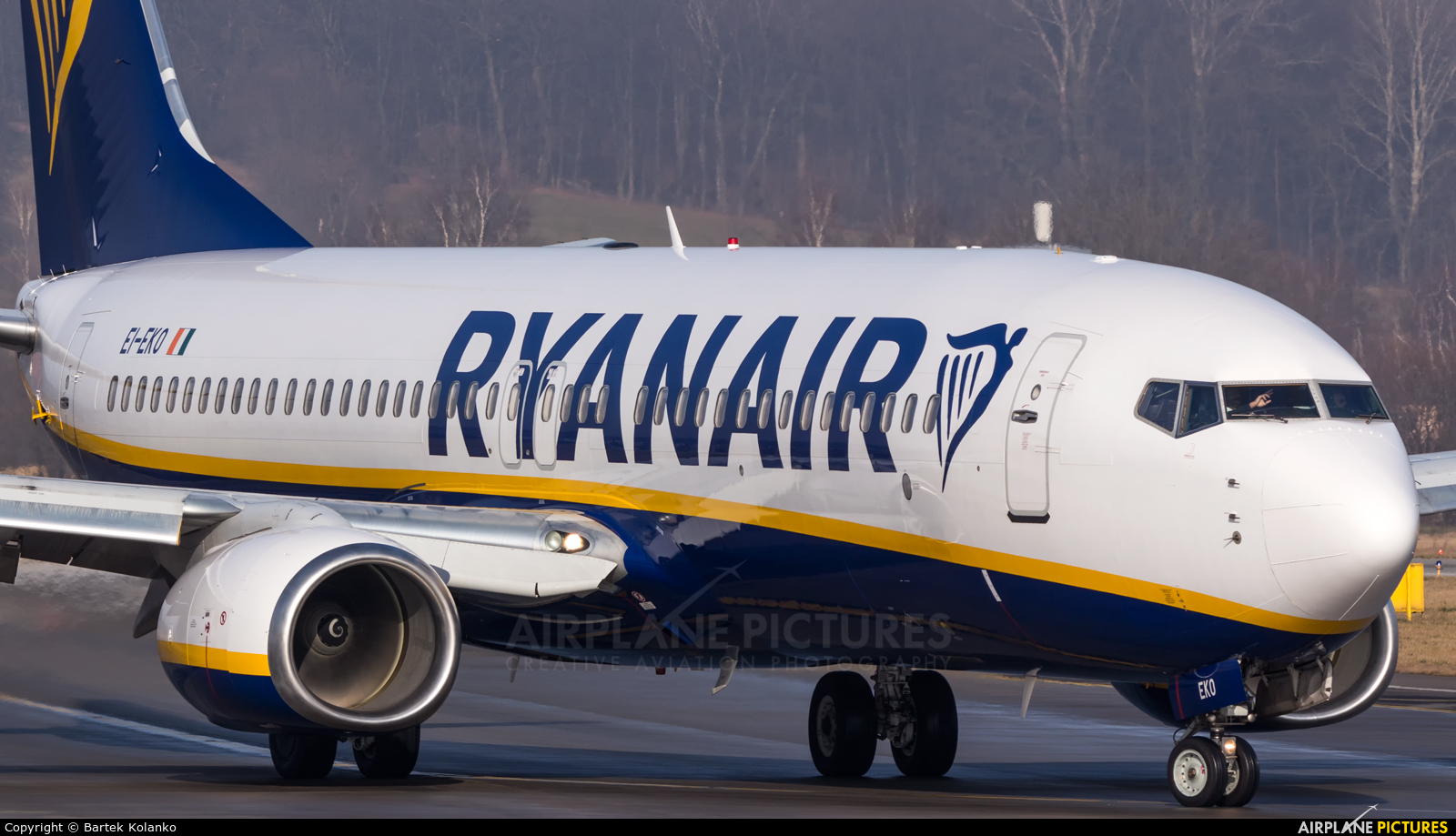 Ryanair EI-EKO aircraft at Kraków - John Paul II Intl