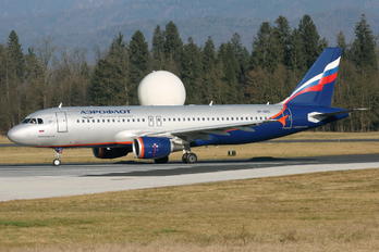 VP-BKC - Aeroflot Airbus A320