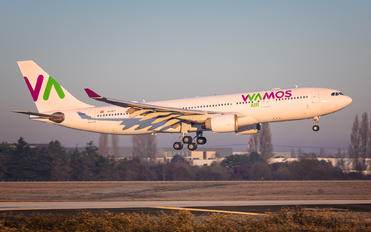 EC-MTT - Wamos Air Airbus A330-200