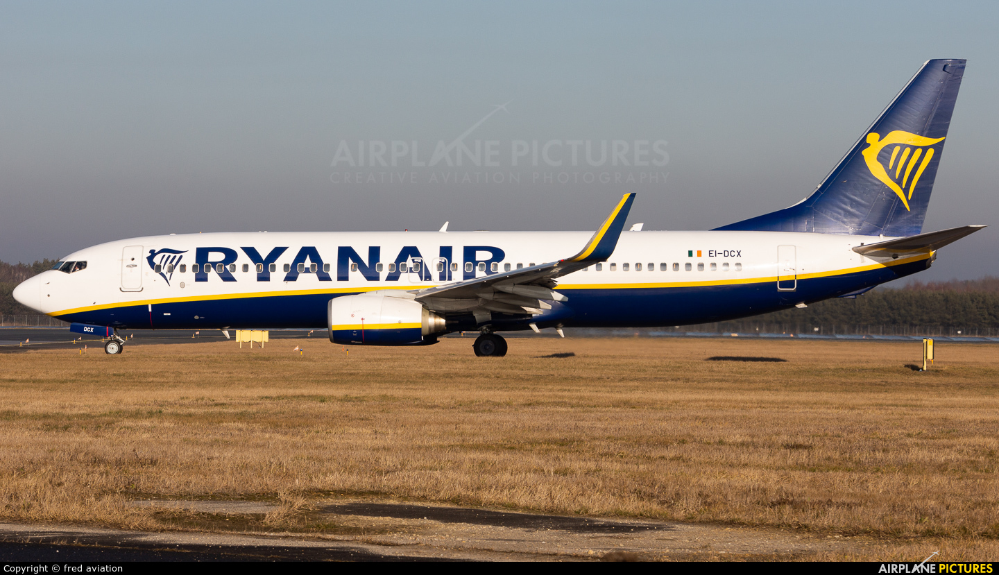 Ryanair EI-DCX aircraft at Katowice - Pyrzowice