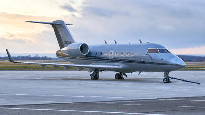 N800AJ - Private Bombardier CL-600-2B16 Challenger 604