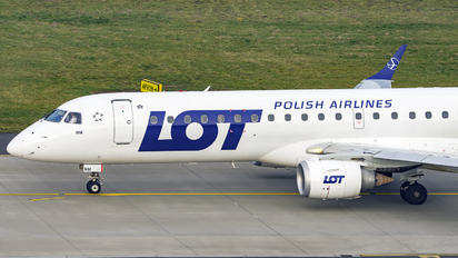 SP-LNM - LOT - Polish Airlines Embraer ERJ-195 (190-200)