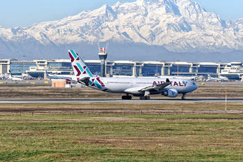 EI-GGN - Air Italy Airbus A330-200