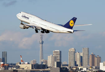 D-ABYS - Lufthansa Boeing 747-8