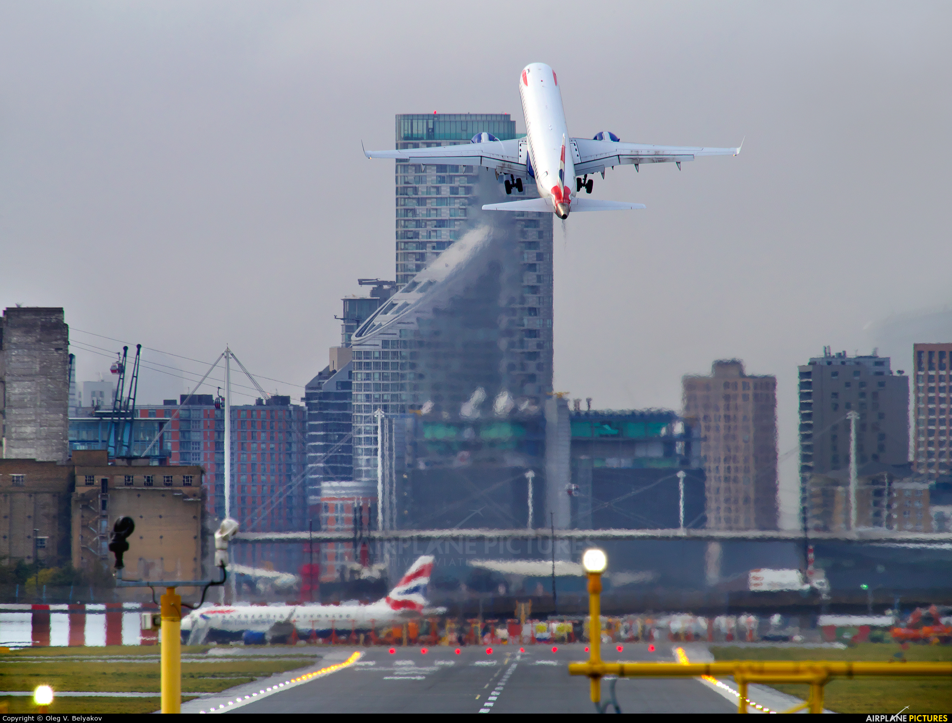 British Airways - City Flyer G-LCYR aircraft at London - City