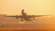Qatar Airways A7-ALC image