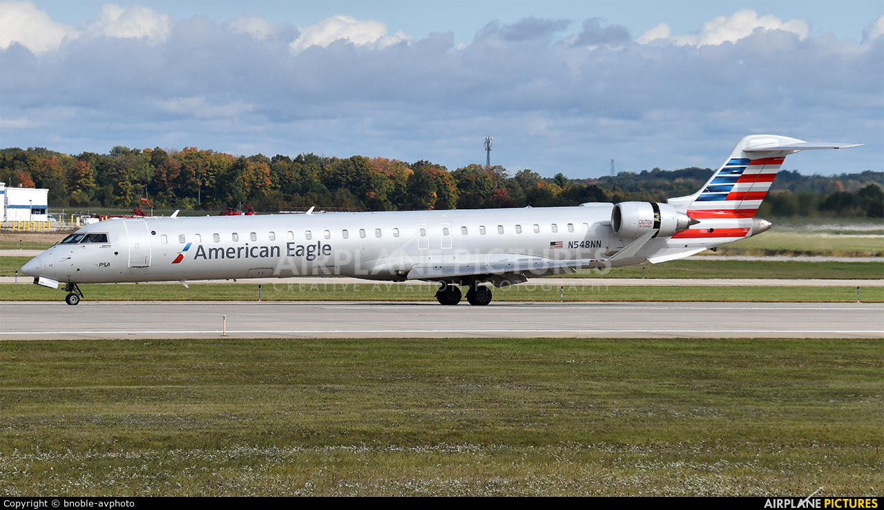 American Eagle N548NN aircraft at Gerald R. Ford Intl