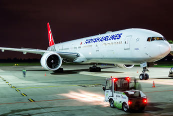 TC-LJE - Turkish Airlines Boeing 777-31H(ER)