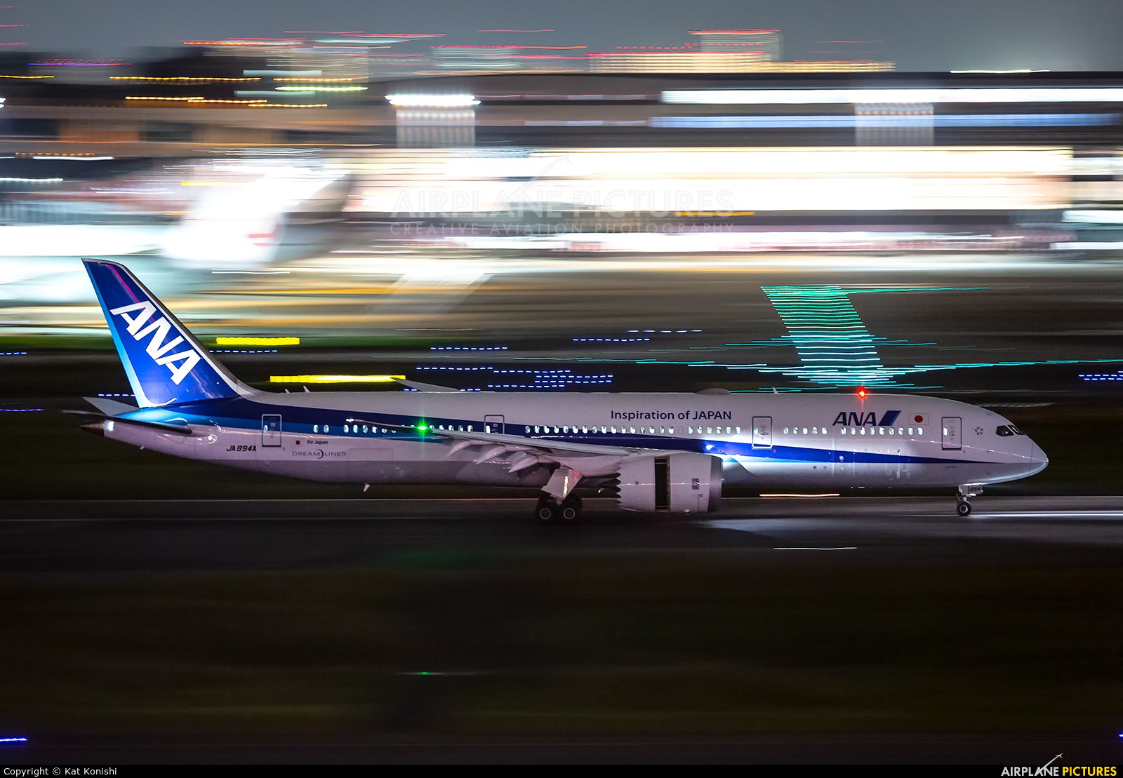 ANA - All Nippon Airways JA894A aircraft at Tokyo - Haneda Intl