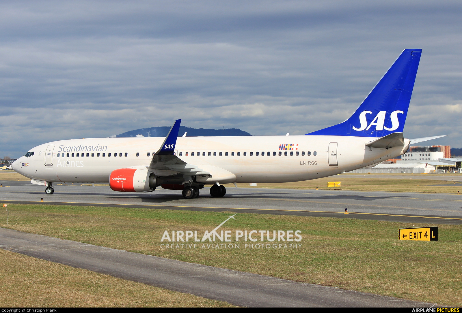 SAS - Scandinavian Airlines LN-RGG aircraft at Salzburg