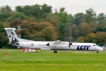 SP-EQK - LOT - Polish Airlines de Havilland Canada DHC-8-400Q / Bombardier Q400