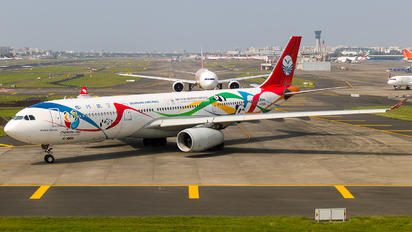B-5945 - Sichuan Airlines  Airbus A330-300