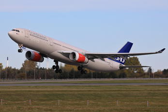 LN-RKM - SAS - Scandinavian Airlines Airbus A330-300