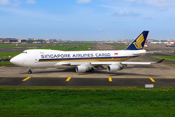 9V-SFI - Singapore Airlines Cargo Boeing 747-400F, ERF