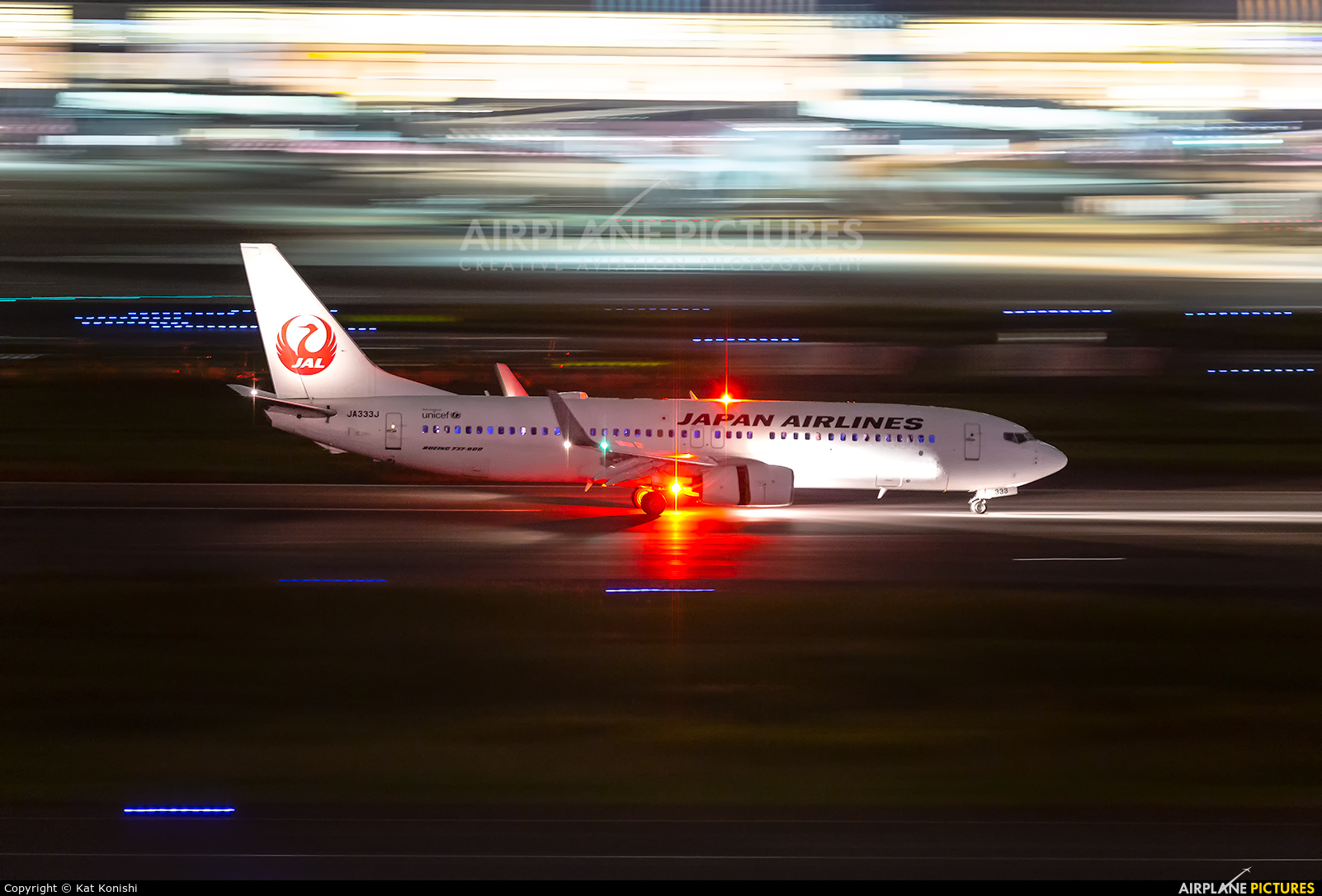JAL - Japan Airlines JA333J aircraft at Tokyo - Haneda Intl