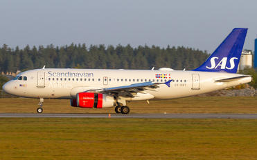OY-KBT - SAS - Scandinavian Airlines Airbus A319