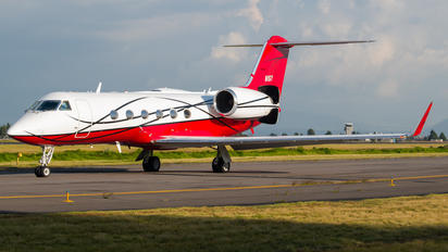 N15Y - Private Gulfstream Aerospace G-IV,  G-IV-SP, G-IV-X, G300, G350, G400, G450