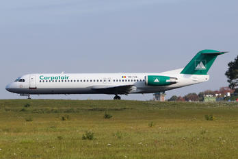 YR-FKA - Carpatair Fokker 100