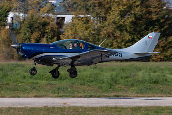 OK-YUA 21 - Private JMB Aircraft VL3