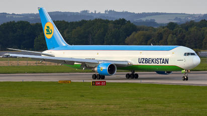 UK67001 - Uzbekistan Airways Boeing 767-300ER