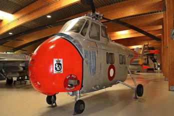 S-884 - Denmark - Air Force Sikorsky S-55