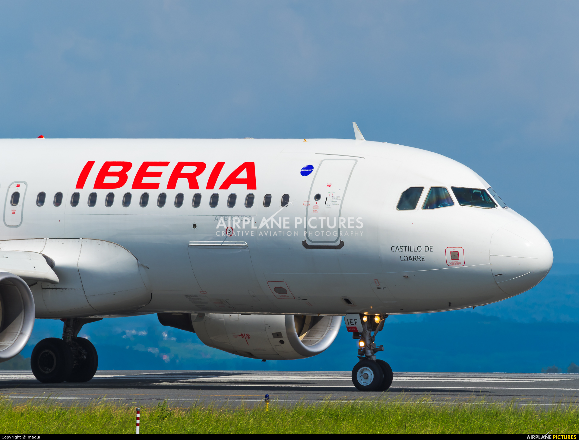 Iberia EC-IEF aircraft at La Coruña