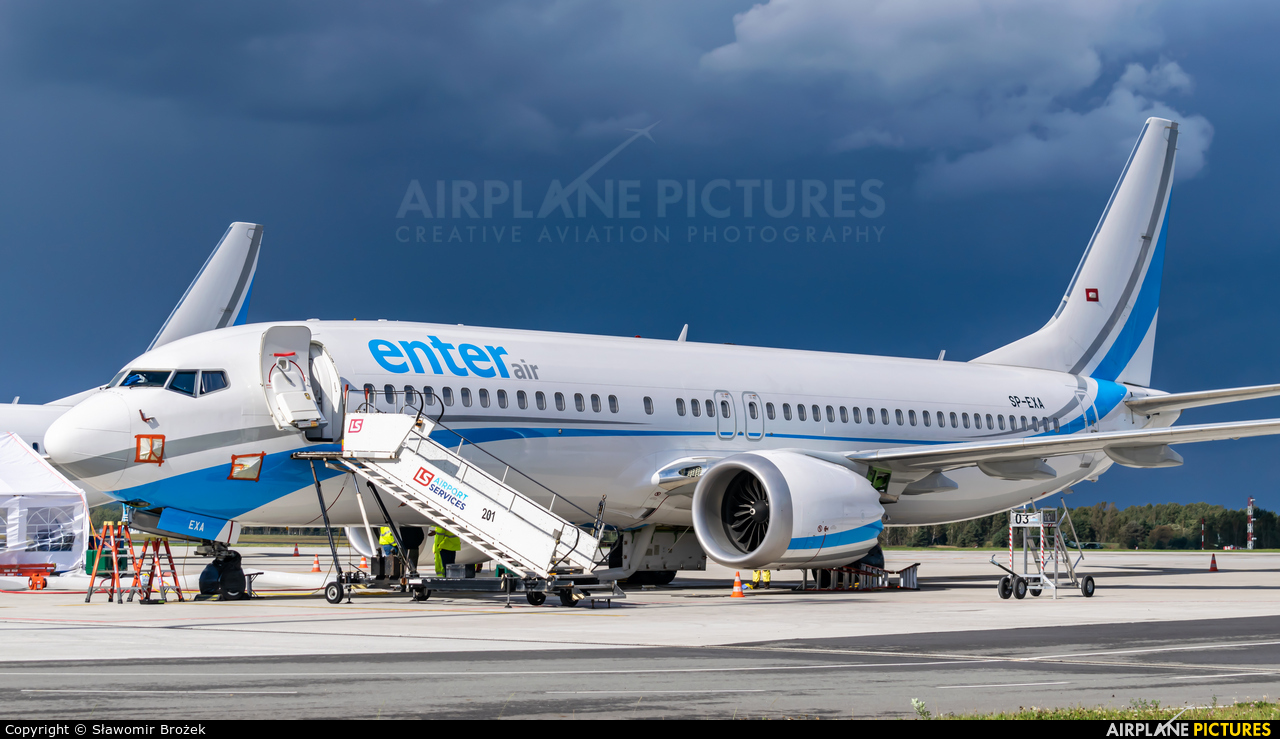 Enter Air SP-EXA aircraft at Katowice - Pyrzowice
