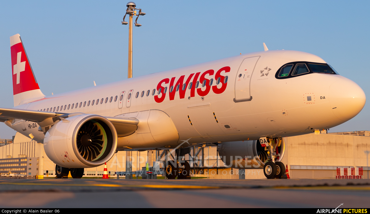 HB-JDA - Swiss Airbus A320 NEO at Zurich | Photo ID 1352094