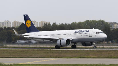 D-AINH - Lufthansa Airbus A320 NEO