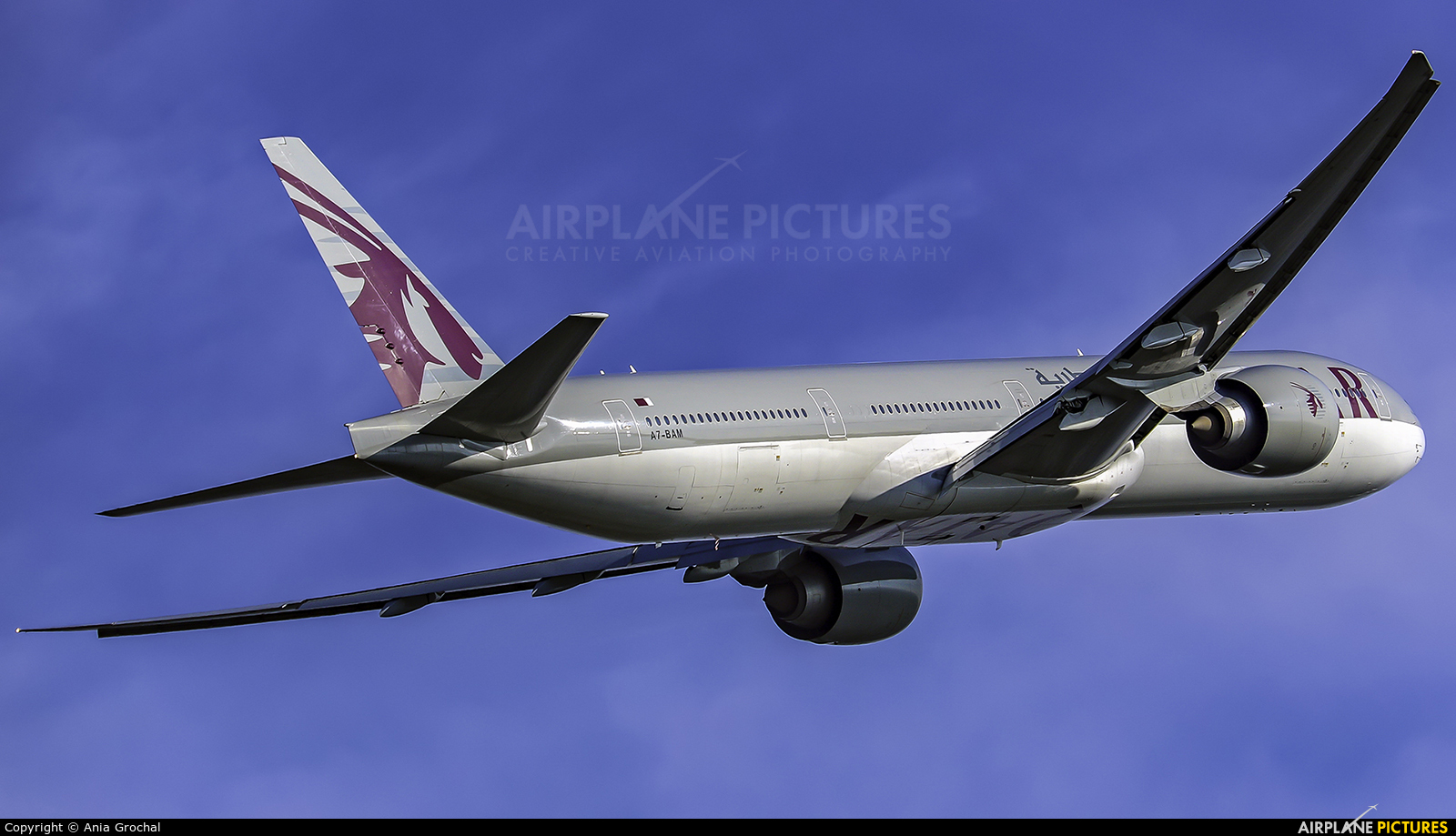 Qatar Airways A7-BAM aircraft at Warsaw - Frederic Chopin