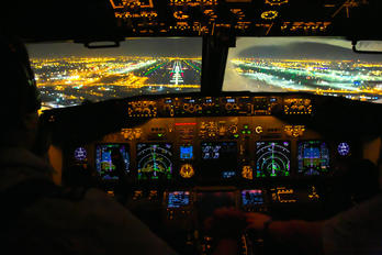 - - - Airport Overview - Airport Overview - People, Pilot