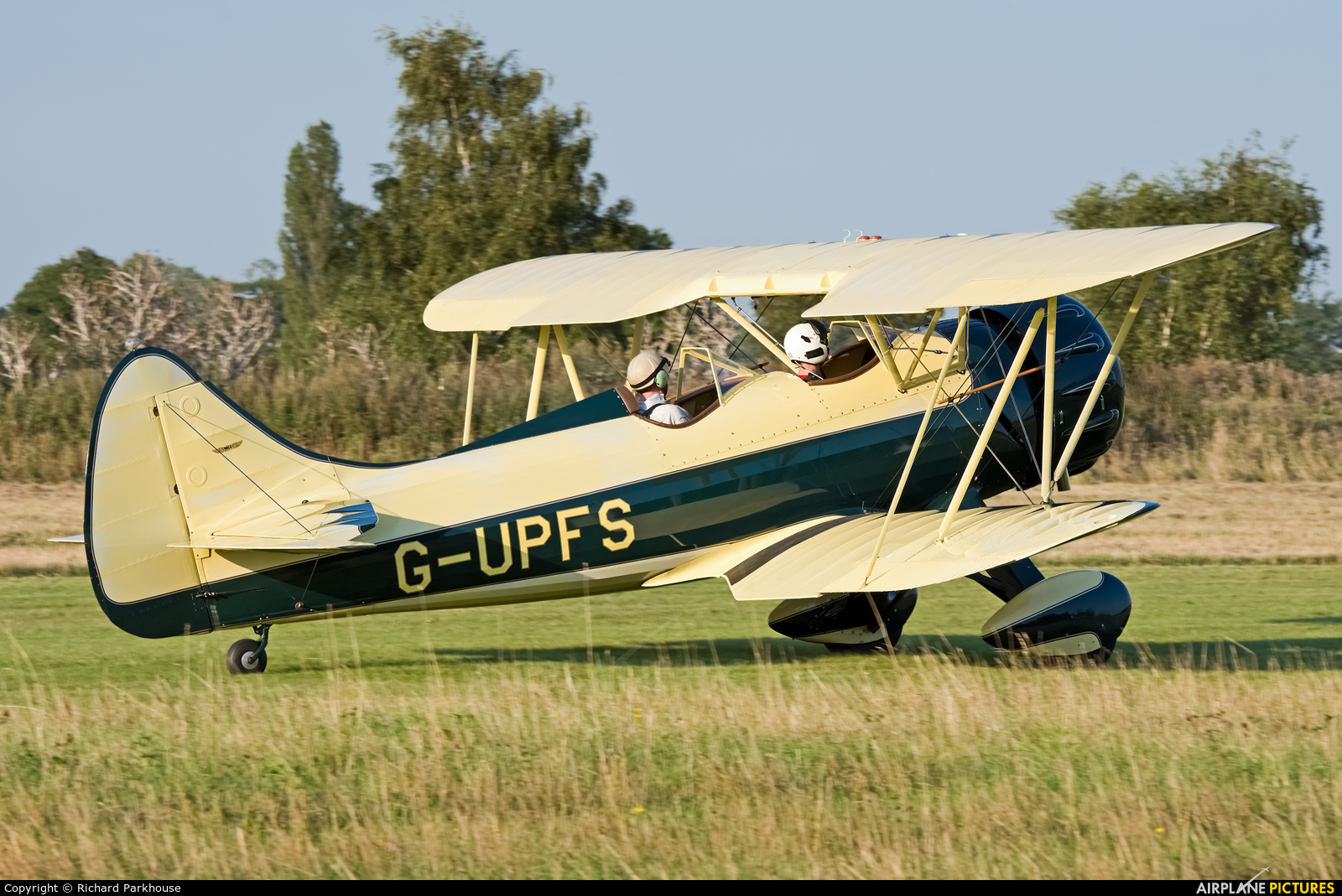 Private G-UPFS aircraft at Little Gransden