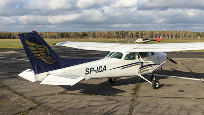 SP-IDA - Goldwings Flight Academy Cessna 172 Skyhawk (all models except RG)