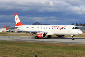 OE-LWE - Austrian Airlines/Arrows/Tyrolean Embraer ERJ-195 (190-200)