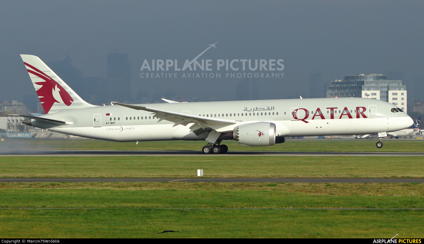 Qatar Airways A7-BHF aircraft at Warsaw - Frederic Chopin