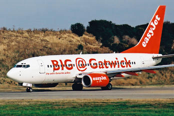 G-EZJD - easyJet Boeing 737-700