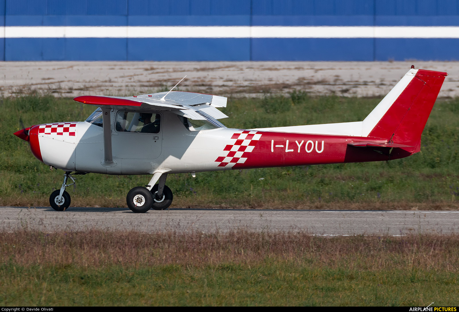 Private I-LYOU aircraft at Verona - Boscomantico