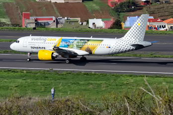 EC-NIX - Vueling Airlines Airbus A320 NEO