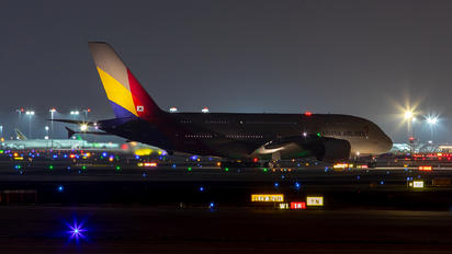HL7626 - Asiana Airlines Airbus A380