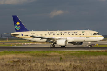 HZ-ASA - Saudi Arabian Airlines Airbus A320