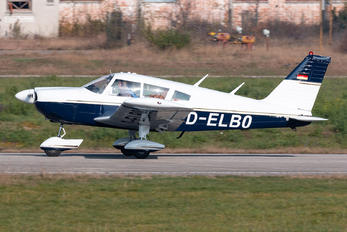 D-ELBO - Private Piper PA-28 Cherokee