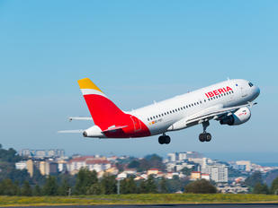EC-KOY - Iberia Airbus A319