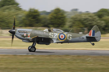 TE311 - Royal Air Force "Battle of Britain Memorial Flight" Supermarine Spitfire