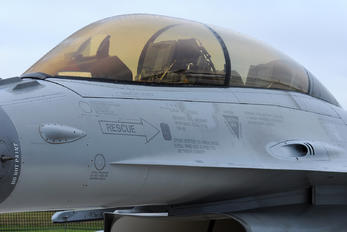 ET-612 - Denmark - Air Force General Dynamics F-16B Fighting Falcon