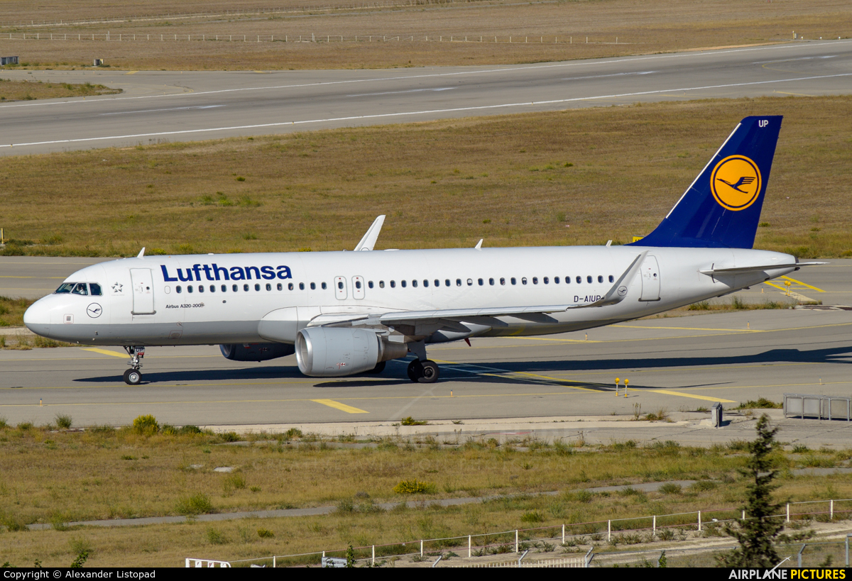 Lufthansa D-AIUP aircraft at Marseille Provence