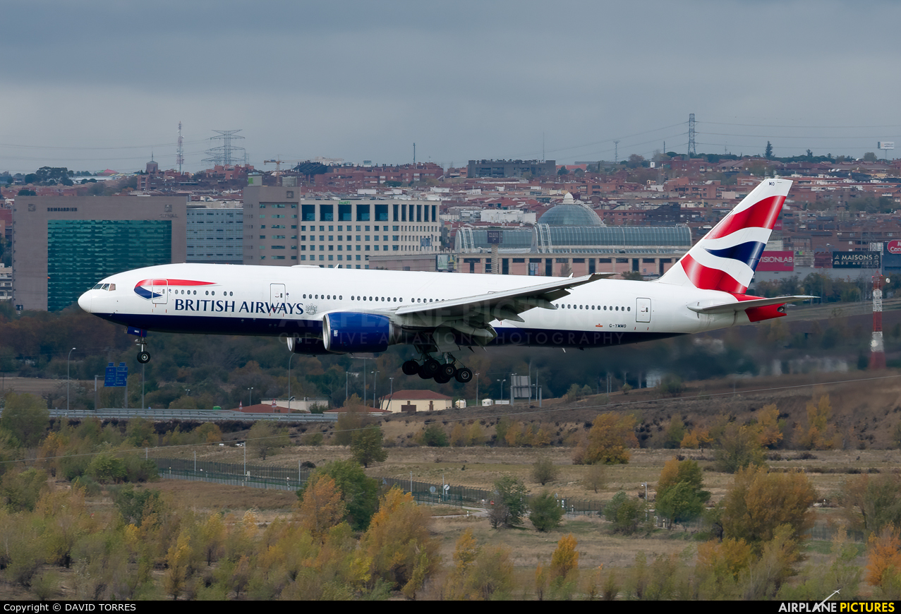 British Airways G-YMMO aircraft at Madrid - Barajas