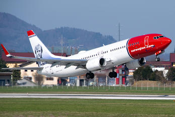 LN-NIJ - Norwegian Air International Boeing 737-800