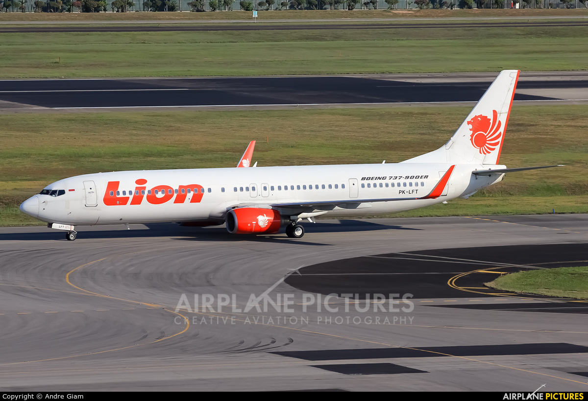Lion Airlines PK-LFT aircraft at Singapore - Changi