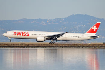 HB-JNC - Swiss Boeing 777-300ER