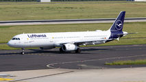 Lufthansa D-AIDC image